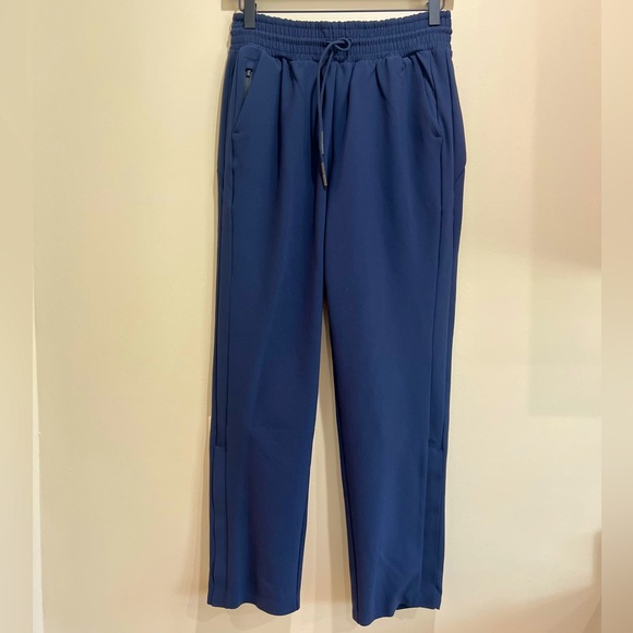 Athleta Pants - Athleta Navy Metropolis Straight Leg Pant Size 0